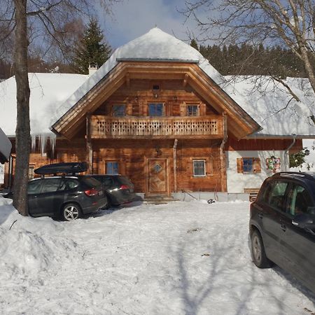 Waldheimathuette Villa Sankt Kathrein am Hauenstein Bagian luar foto