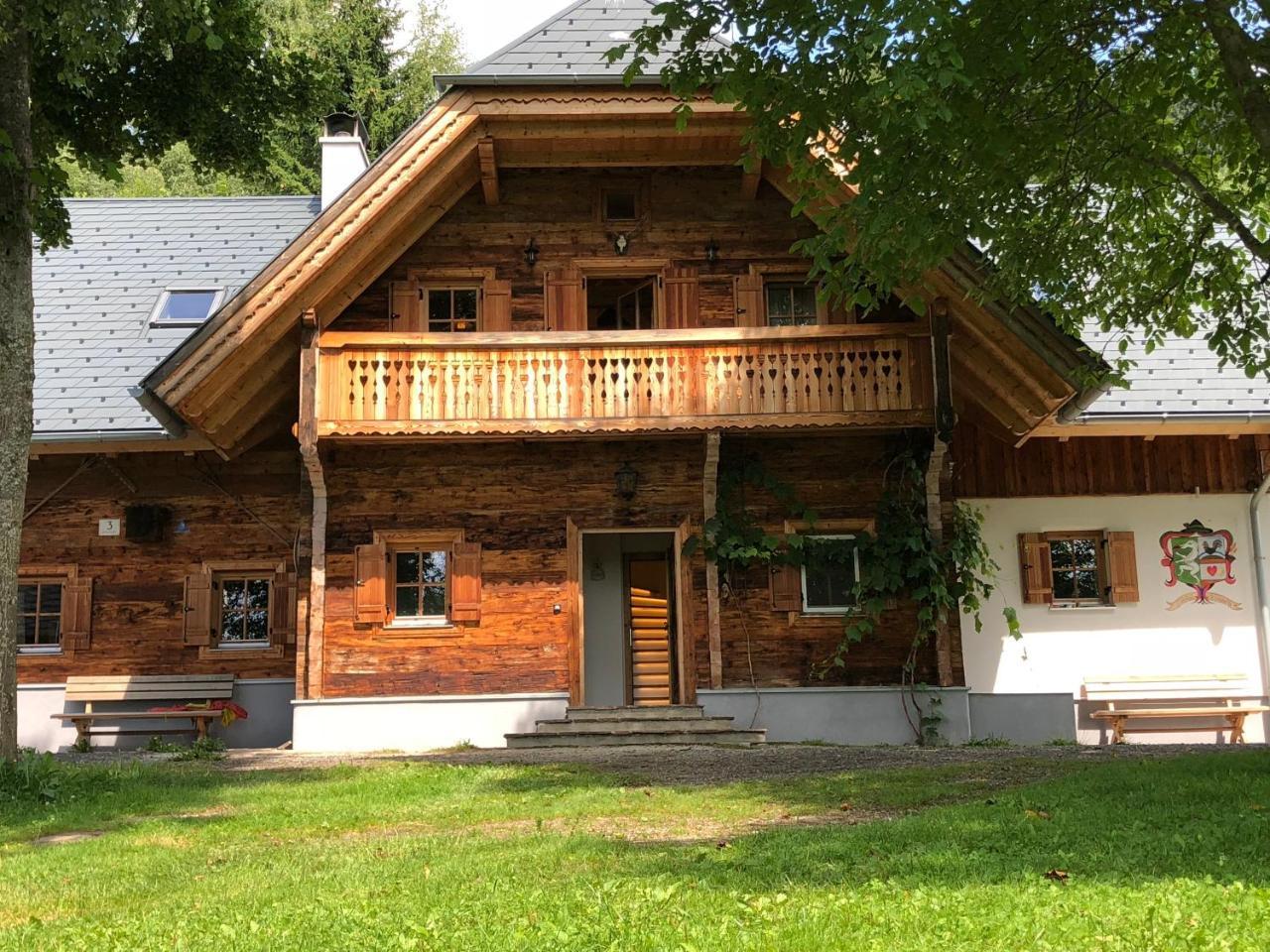 Waldheimathuette Villa Sankt Kathrein am Hauenstein Bagian luar foto