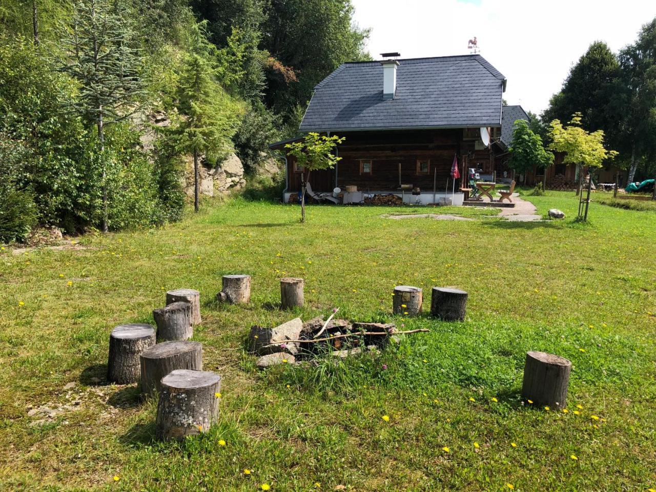 Waldheimathuette Villa Sankt Kathrein am Hauenstein Bagian luar foto